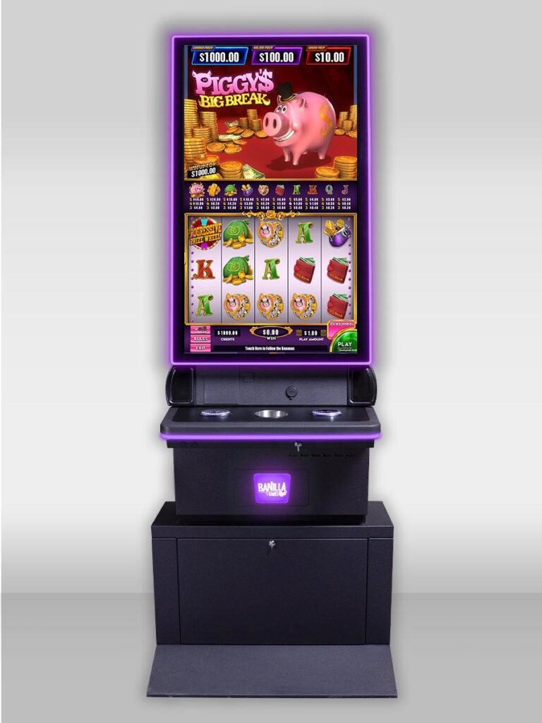 a slot machine with a pig on it